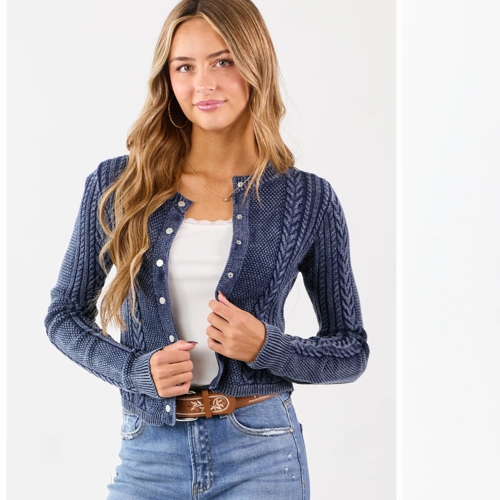 Women's Blue Cable Knit Sweater